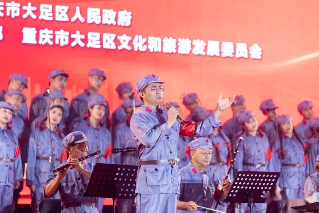 关晓彤《令人心动的offer4》路透，戴粉色贝雷帽的她凸显了什么气质？游戏画面